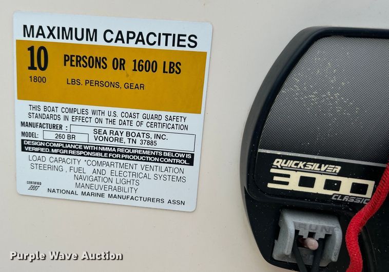 image for item EG1509 1999 Sea Ray Signature Select 260BR boat