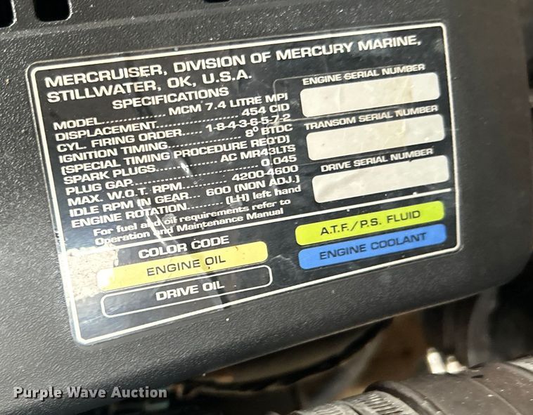 image for item EG1509 1999 Sea Ray Signature Select 260BR boat