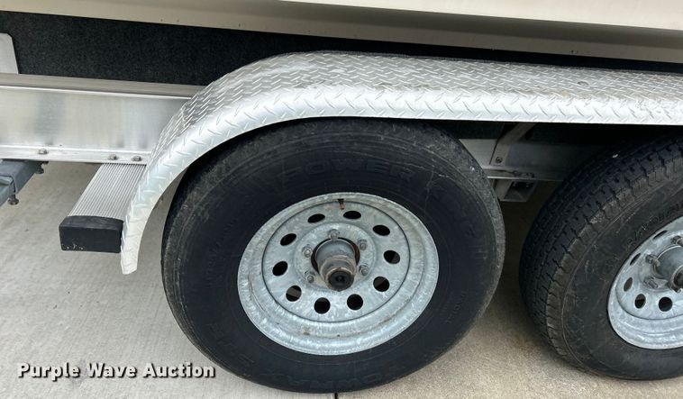 image for item EG1509 1999 Sea Ray Signature Select 260BR boat