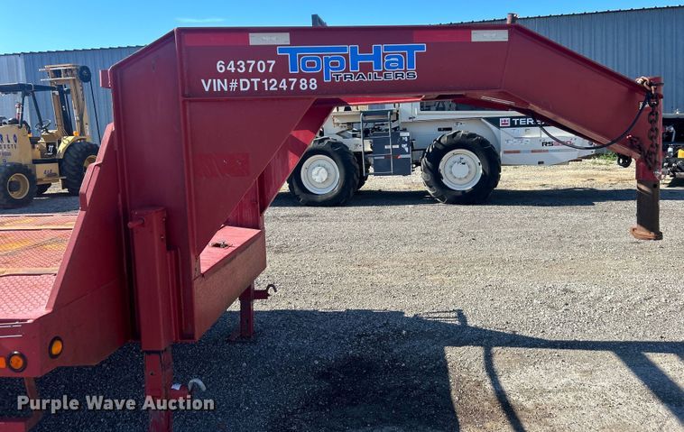 image for item EG1562 2013 Top Hat Industries  equipment trailer