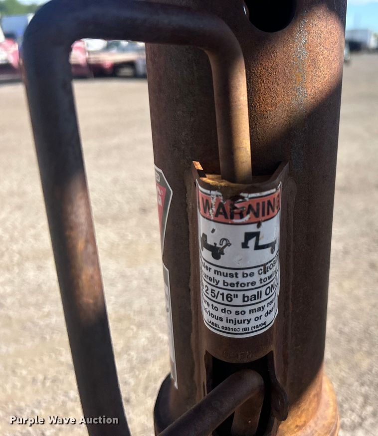 image for item EG1562 2013 Top Hat Industries  equipment trailer