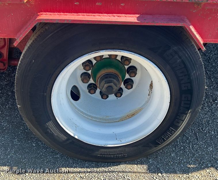 image for item EG1562 2013 Top Hat Industries  equipment trailer