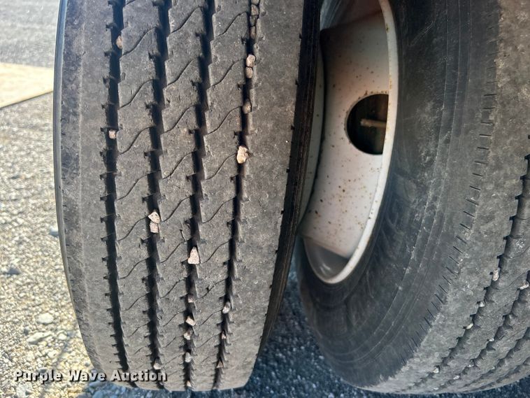 image for item EG1562 2013 Top Hat Industries  equipment trailer