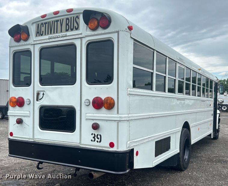 image for item EG1589 2006 International  CE300 school bus