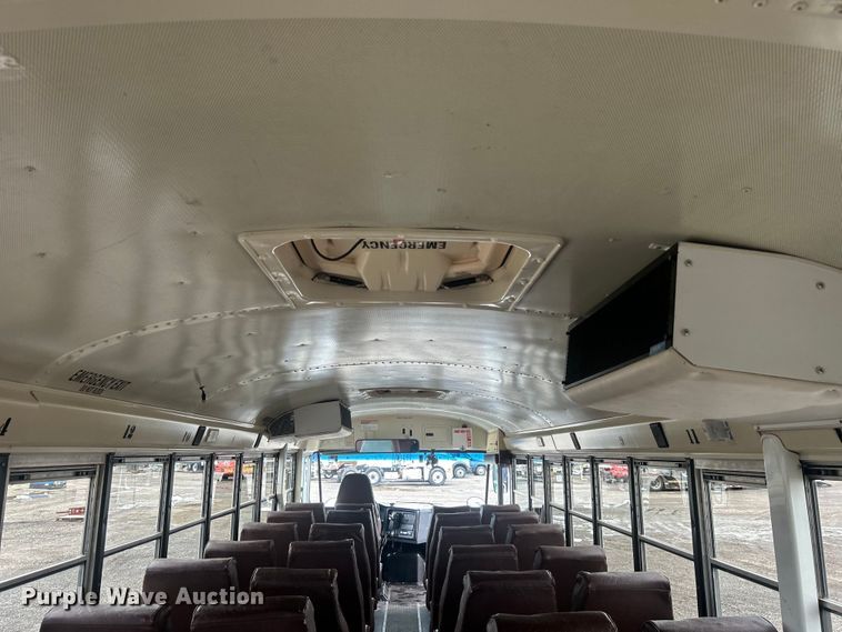 image for item EG1589 2006 International  CE300 school bus