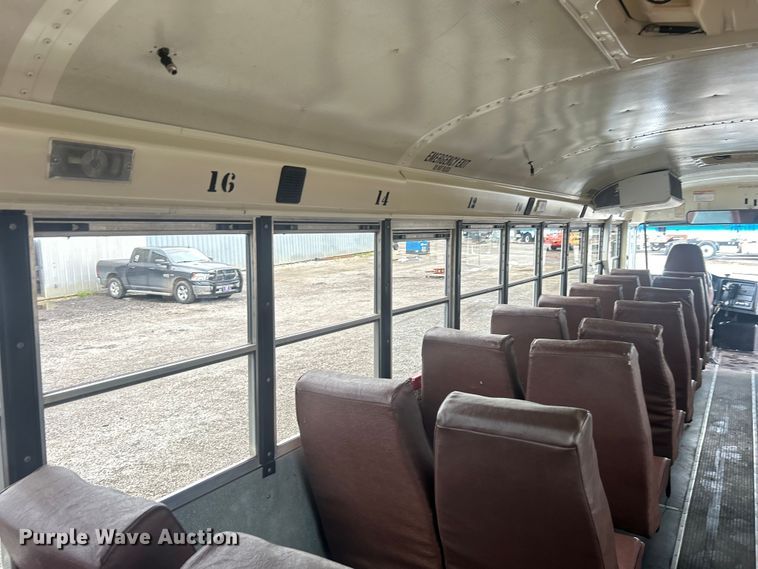 image for item EG1589 2006 International  CE300 school bus