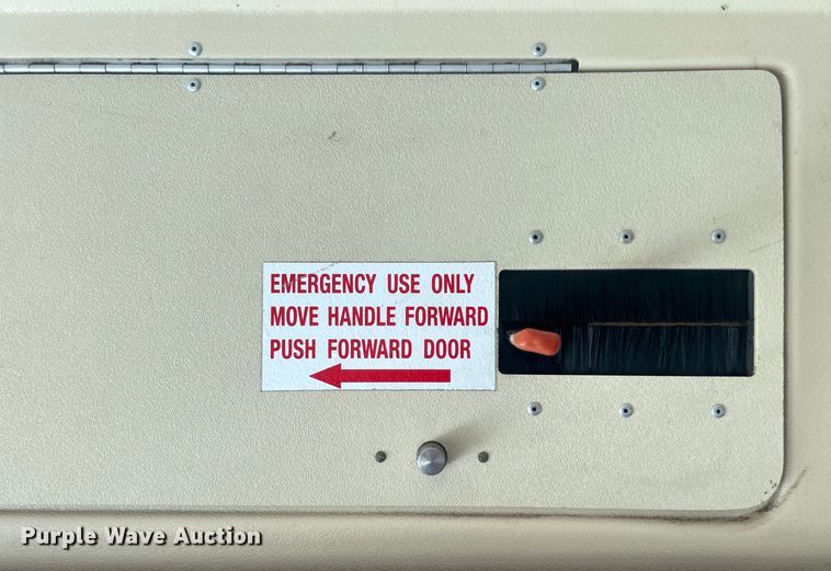 image for item EG1589 2006 International  CE300 school bus