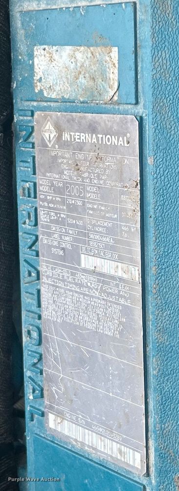 image for item EG1589 2006 International  CE300 school bus