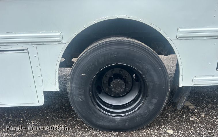 image for item EG1589 2006 International  CE300 school bus