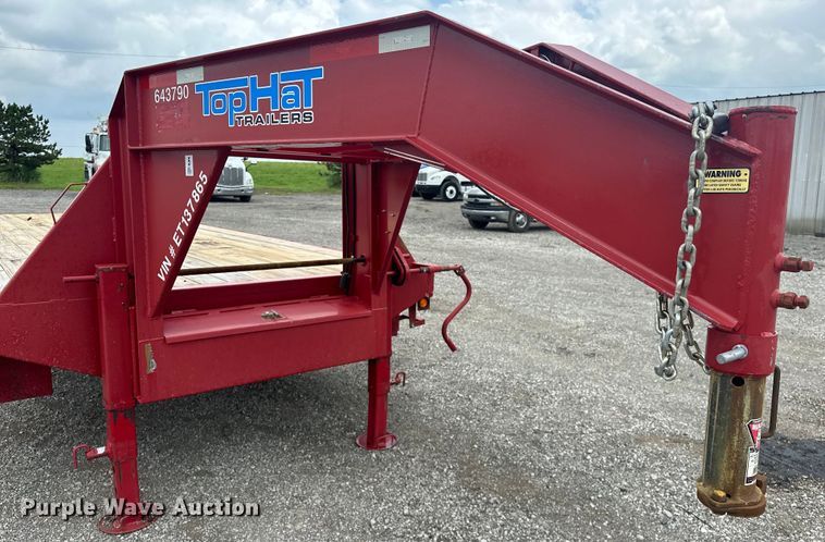 image for item EG1623 2014 TopHat  OTWG26X8.5-22.5E-F equipment trailer