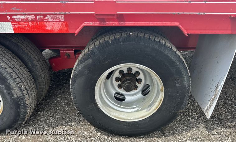 image for item EG1623 2014 TopHat  OTWG26X8.5-22.5E-F equipment trailer