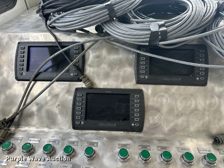 image for item EG1624 2008 Pace  CS716TA2 inspection trailer