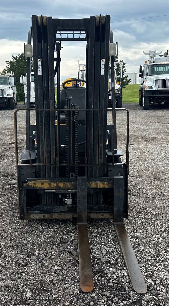 image for item EG1631 2004 Daewoo G25E-3 forklift