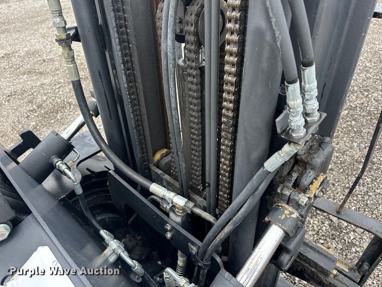 image for item EG1631 2004 Daewoo G25E-3 forklift