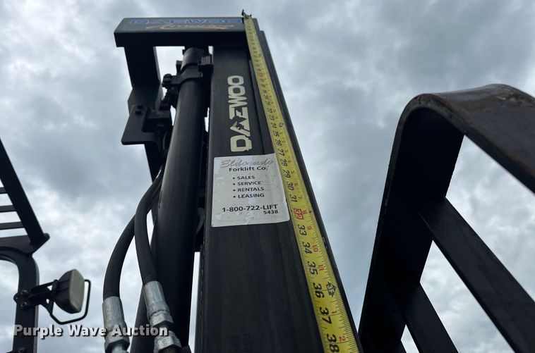 image for item EG1631 2004 Daewoo G25E-3 forklift