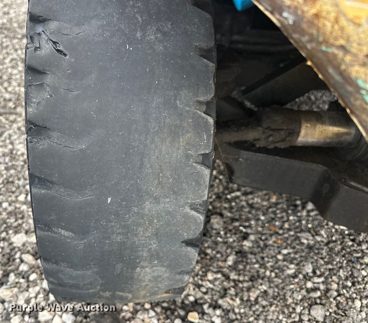 image for item EG1631 2004 Daewoo G25E-3 forklift