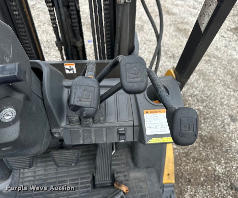 image for item EG1632 2008 Caterpillar  C5000-LP forklift