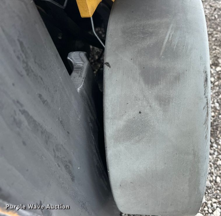 image for item EG1632 2008 Caterpillar  C5000-LP forklift