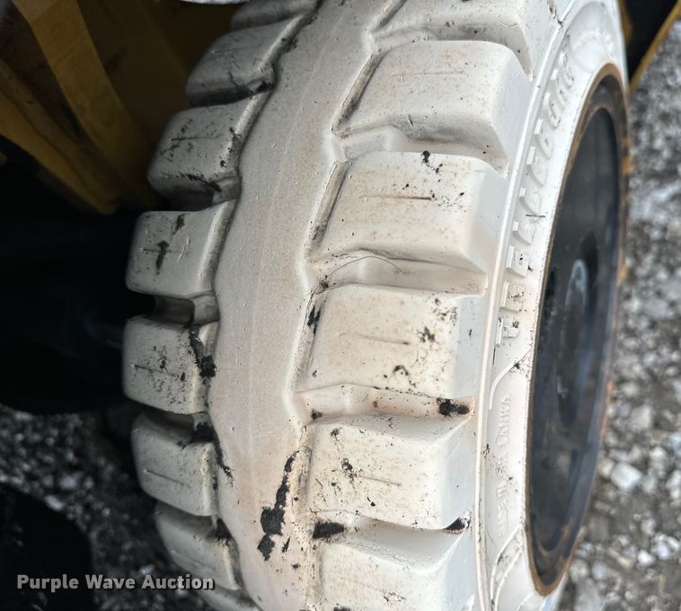 image for item EG1632 2008 Caterpillar  C5000-LP forklift