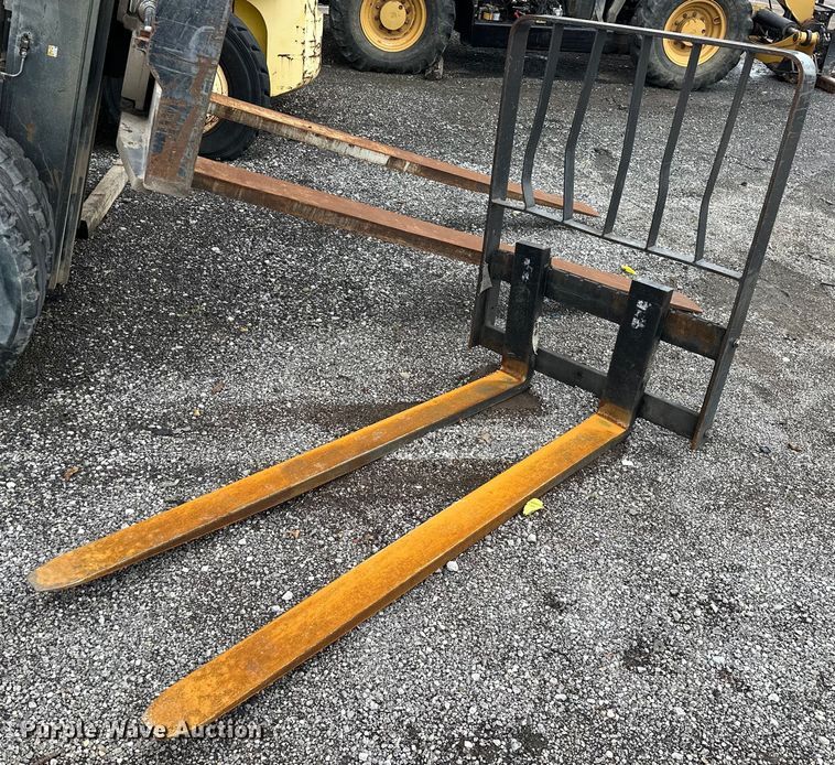 image for item EG1632 2008 Caterpillar  C5000-LP forklift