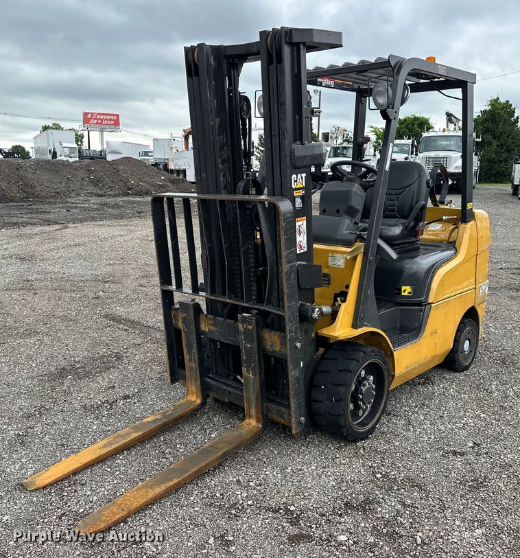 image for item EG1633 2007 Caterpillar  C5500-LP forklift