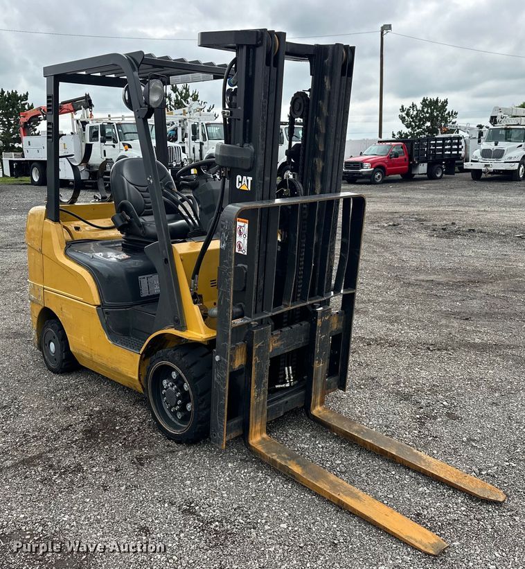 image for item EG1633 2007 Caterpillar  C5500-LP forklift