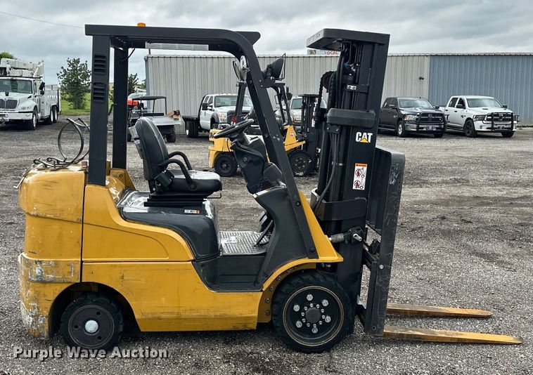 image for item EG1633 2007 Caterpillar  C5500-LP forklift