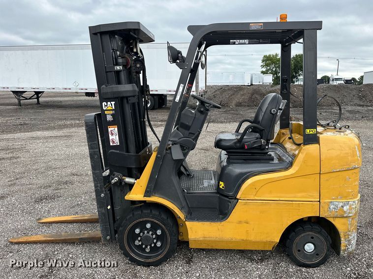 image for item EG1633 2007 Caterpillar  C5500-LP forklift