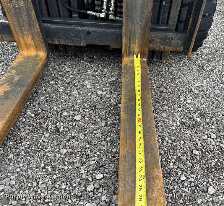 image for item EG1633 2007 Caterpillar  C5500-LP forklift