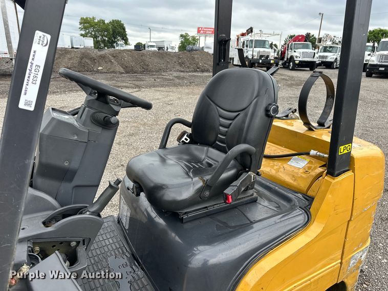 image for item EG1633 2007 Caterpillar  C5500-LP forklift