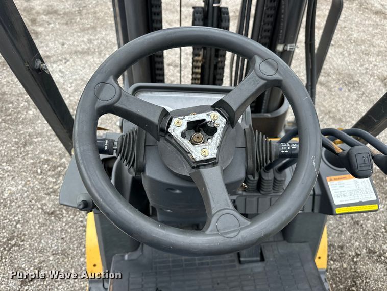 image for item EG1633 2007 Caterpillar  C5500-LP forklift