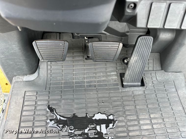 image for item EG1633 2007 Caterpillar  C5500-LP forklift