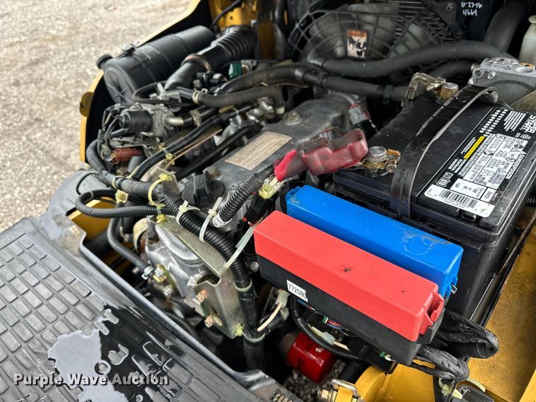 image for item EG1633 2007 Caterpillar  C5500-LP forklift