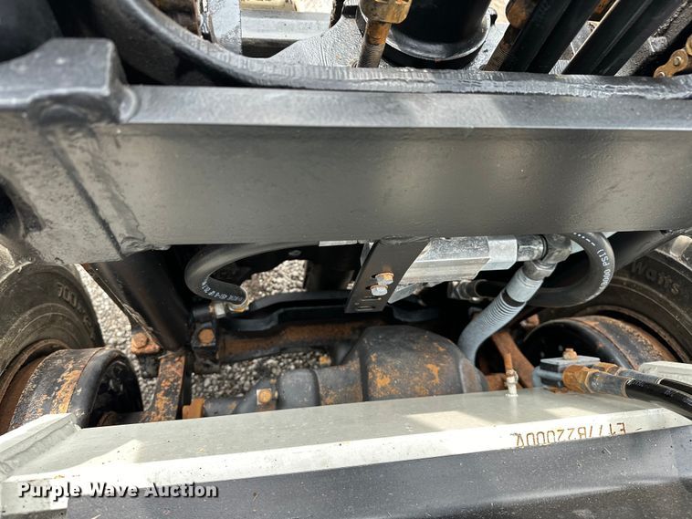 image for item EG1638 1998 Yale GLP050RGE83.5 forklift