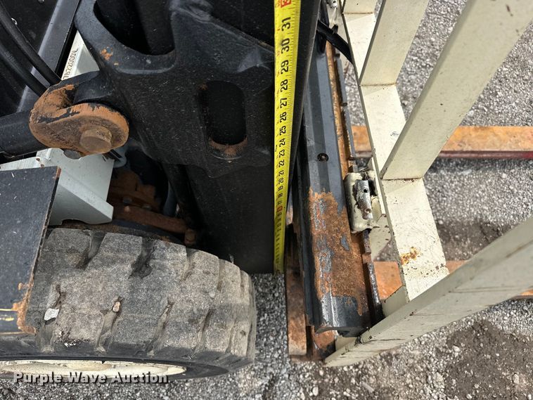 image for item EG1638 1998 Yale GLP050RGE83.5 forklift