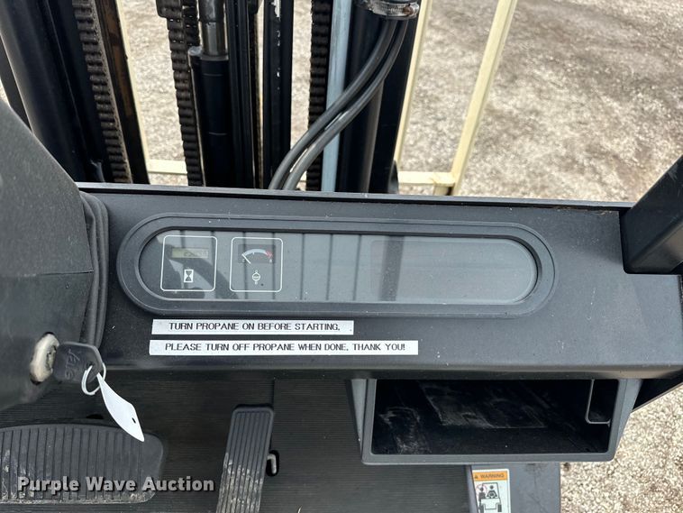 image for item EG1638 1998 Yale GLP050RGE83.5 forklift