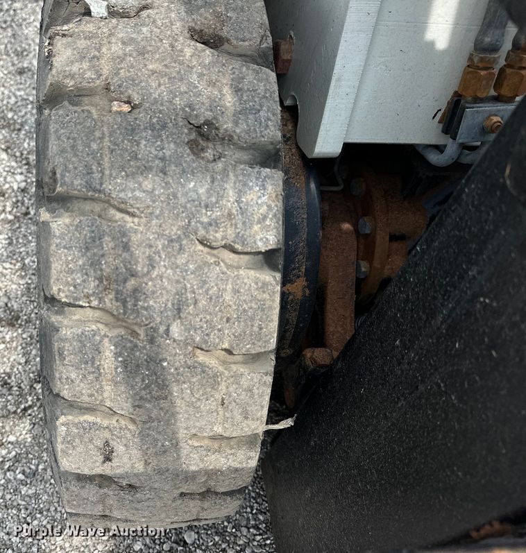 image for item EG1638 1998 Yale GLP050RGE83.5 forklift