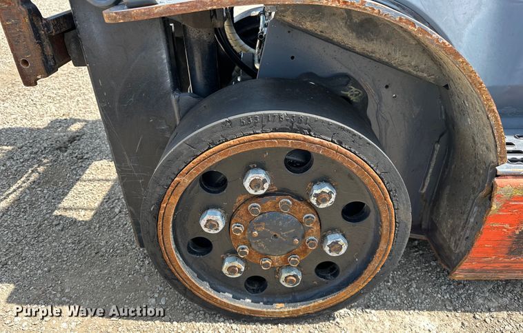 image for item EG1645 2008 Toyota 8FGCU20 forklift