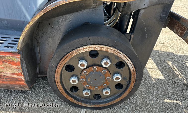 image for item EG1645 2008 Toyota 8FGCU20 forklift