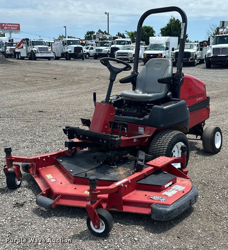 image for item EG1649 2015 Toro GroundsMaster 3280 D  lawn mower