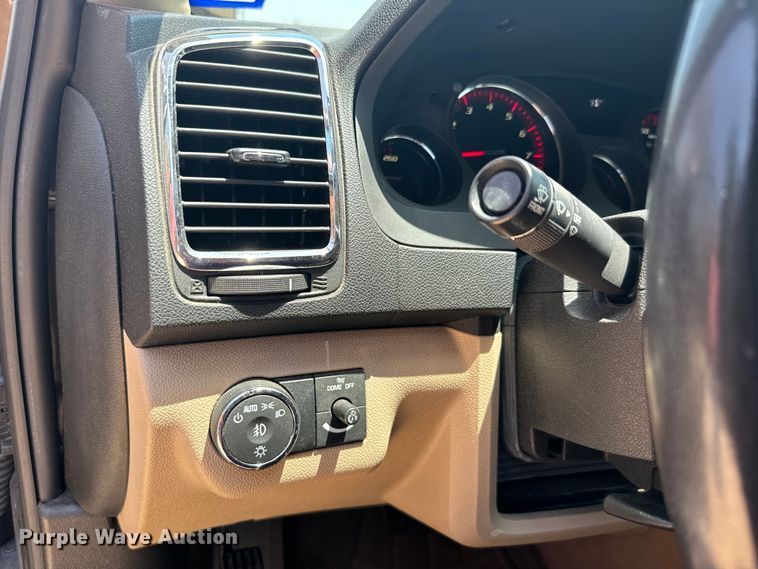 image for item EH3955 2010 GMC Acadia SUV