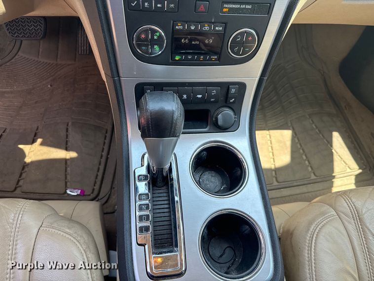 image for item EH3955 2010 GMC Acadia SUV