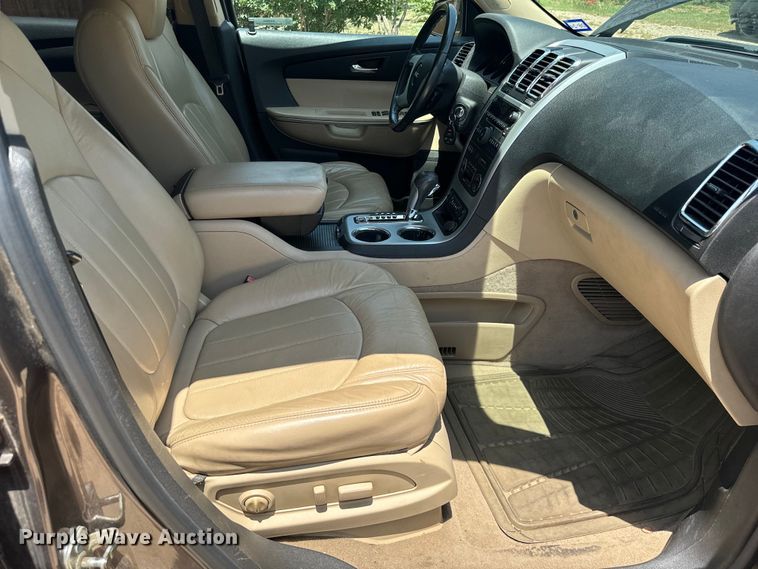 image for item EH3955 2010 GMC Acadia SUV