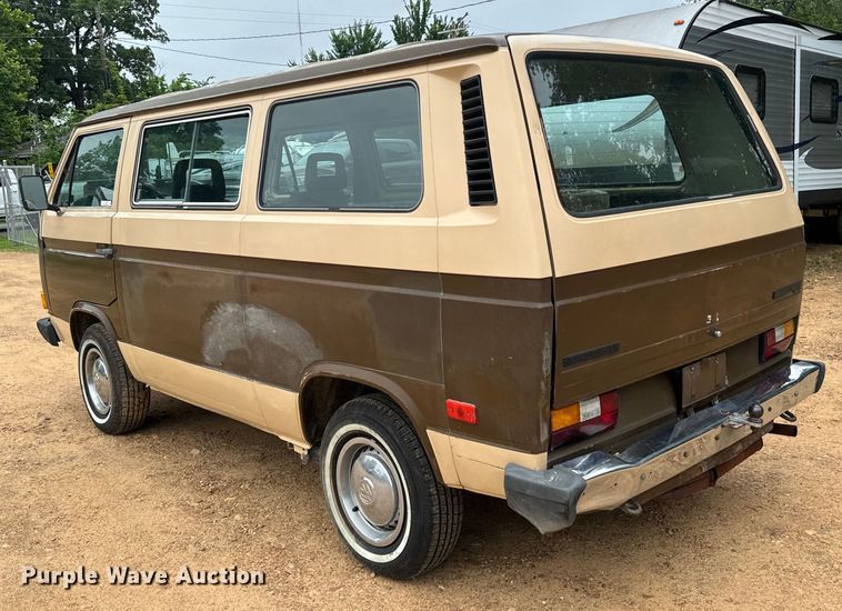 image for item EH3970 1982 Volkswagen  Vanagon GL van