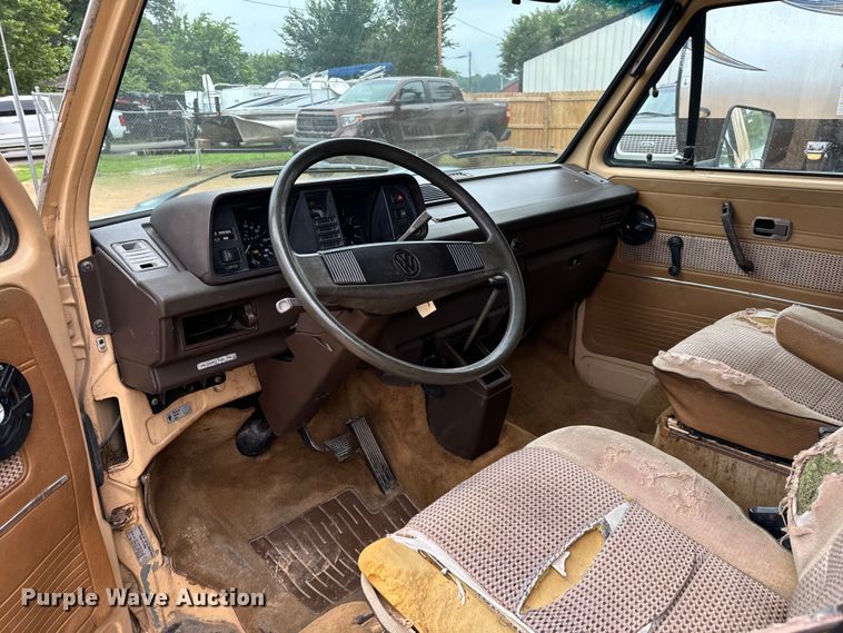 image for item EH3970 1982 Volkswagen  Vanagon GL van