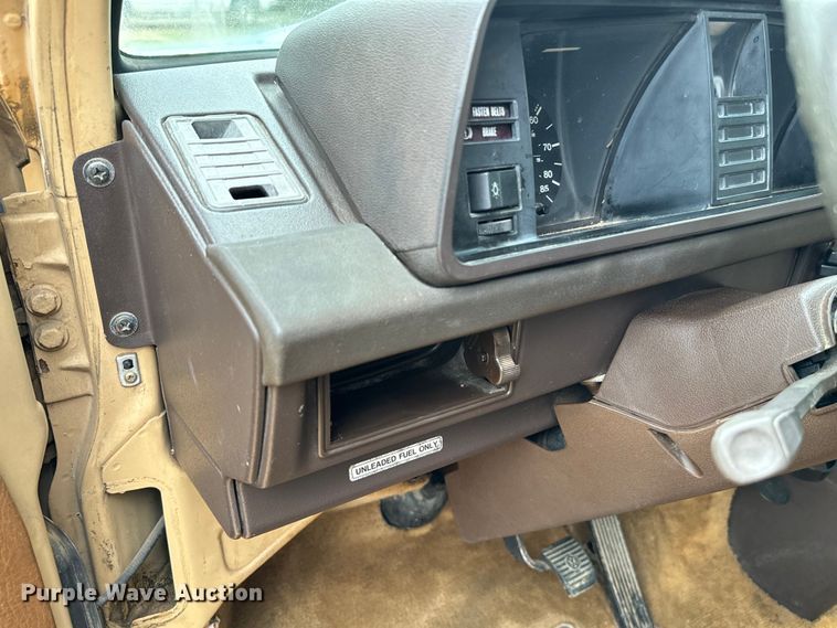 image for item EH3970 1982 Volkswagen  Vanagon GL van