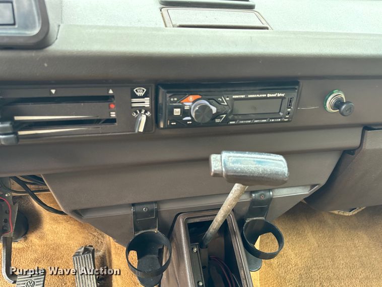 image for item EH3970 1982 Volkswagen  Vanagon GL van