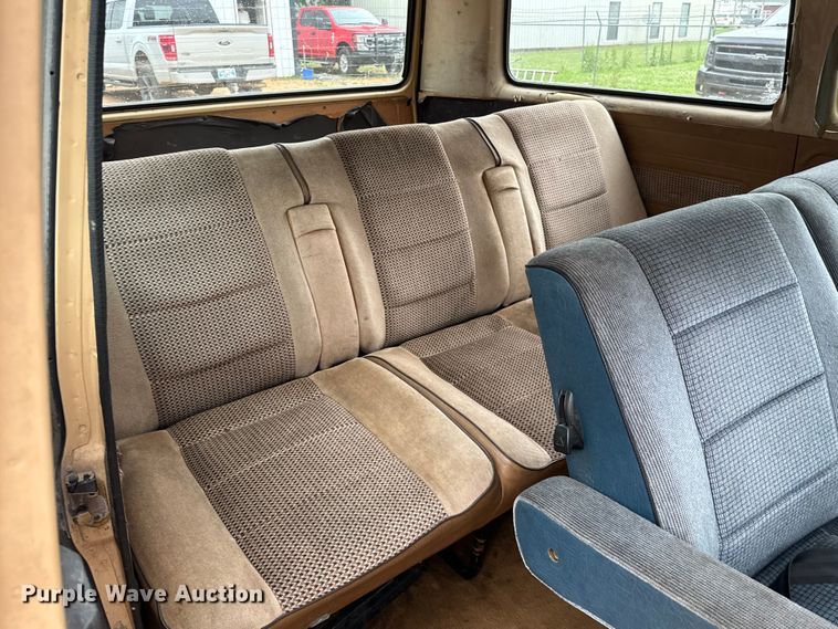 image for item EH3970 1982 Volkswagen  Vanagon GL van