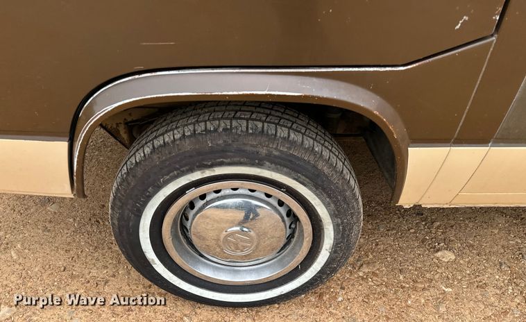 image for item EH3970 1982 Volkswagen  Vanagon GL van