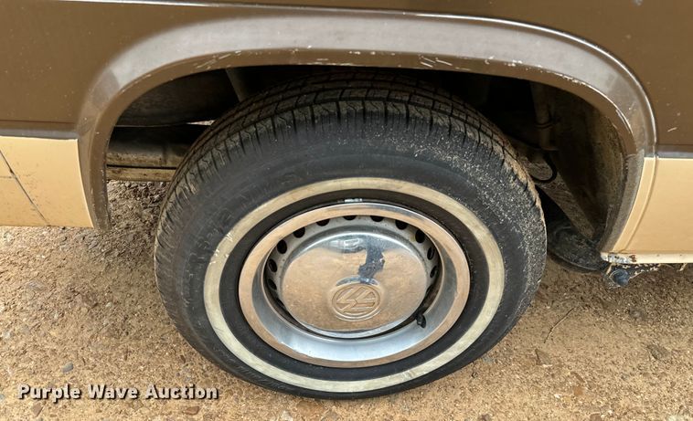 image for item EH3970 1982 Volkswagen  Vanagon GL van